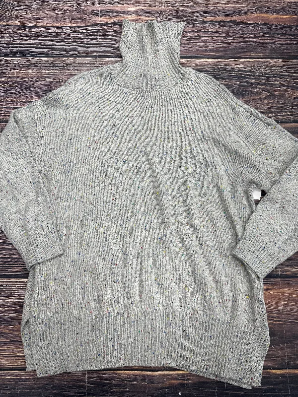 Women's Rounded Collar SweatersSweater By Cj Banks In Grey, Size: Xl