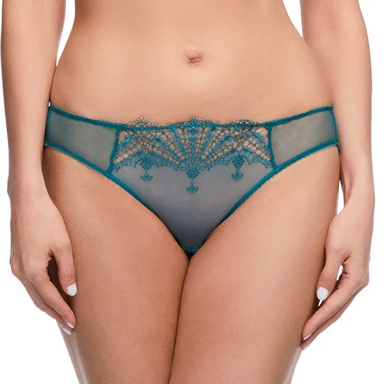 seamless panties with a concealed pocket and a moisture-wicking finishFantastique Bikini - Shady Spruce