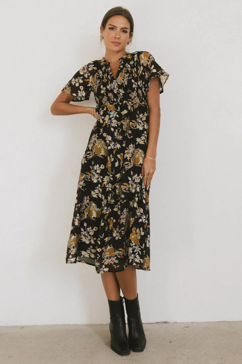 Women's Wide Collar DressesKaitlyn Floral Midi Dress