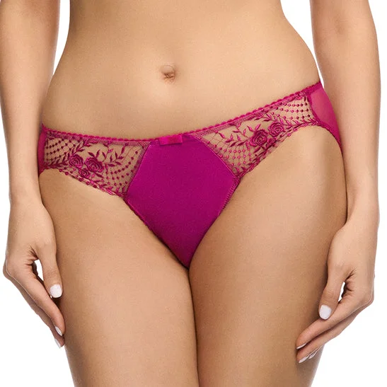 plus-size lace panties with a high-waisted design for all-day comfortJulies Roses Bikini - Rubine