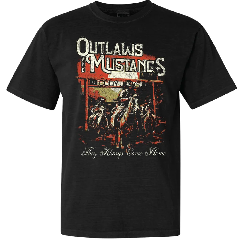 Women's Blouse with U-Shaped CollarT-Shirt - "Outlaws & Mustangs"