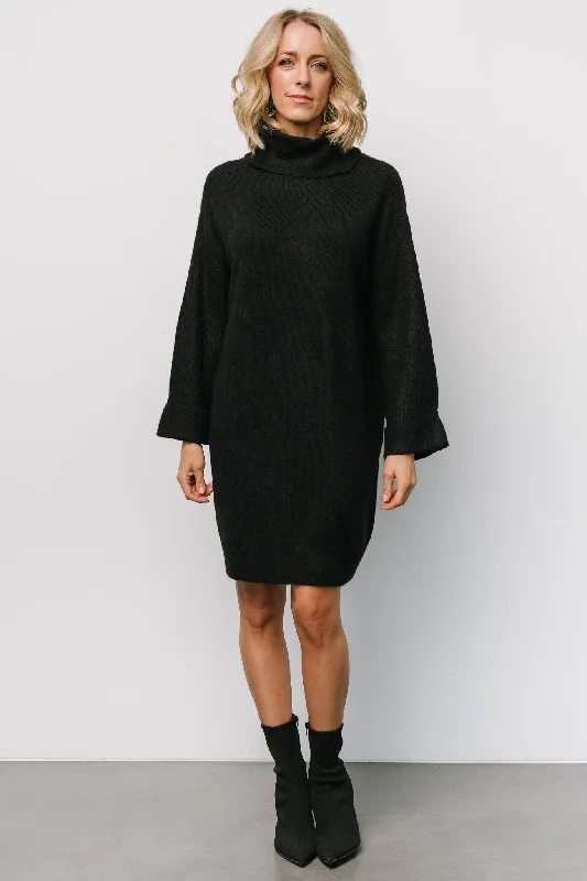 Women's Lace ShortsAmy Sweater Dress | Black