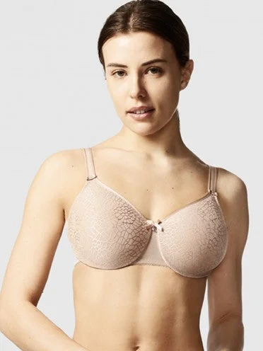 wireless bra with stretch lace for flexibilityChantelle C Magnifique Seamless Unlined Minimizer