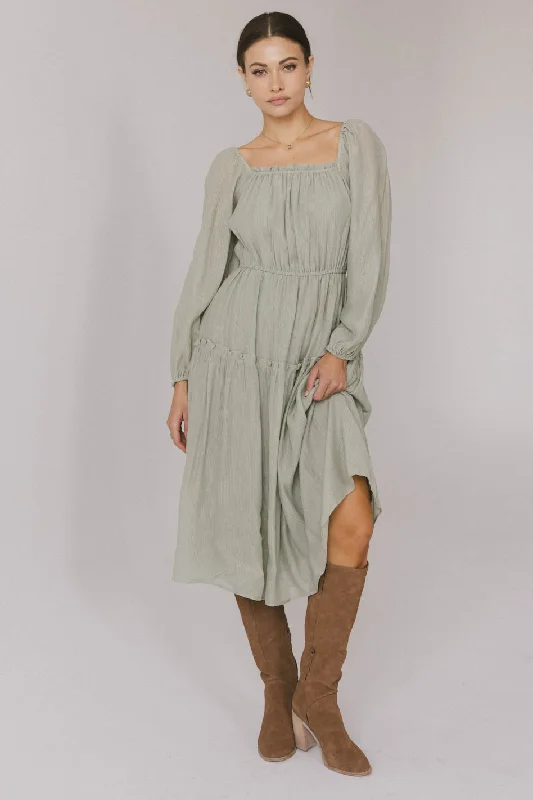 Women's Sweetheart Collar DressesFinnian Midi Dress in Sage