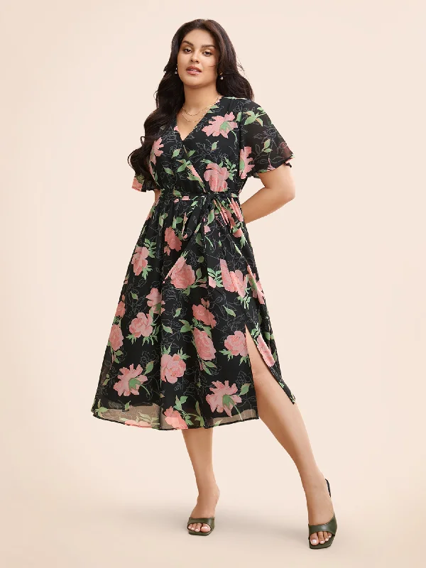 Women's Peter Pan Collar DressesOverlap Collar Floral Split Hem Dress